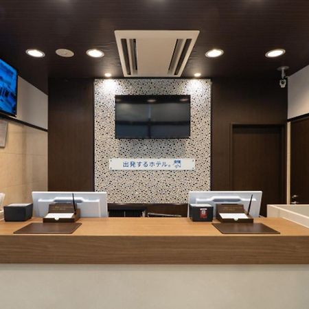 Toyoko Inn Tokyo Eki Yaesu Kita Guchi ภายนอก รูปภาพ