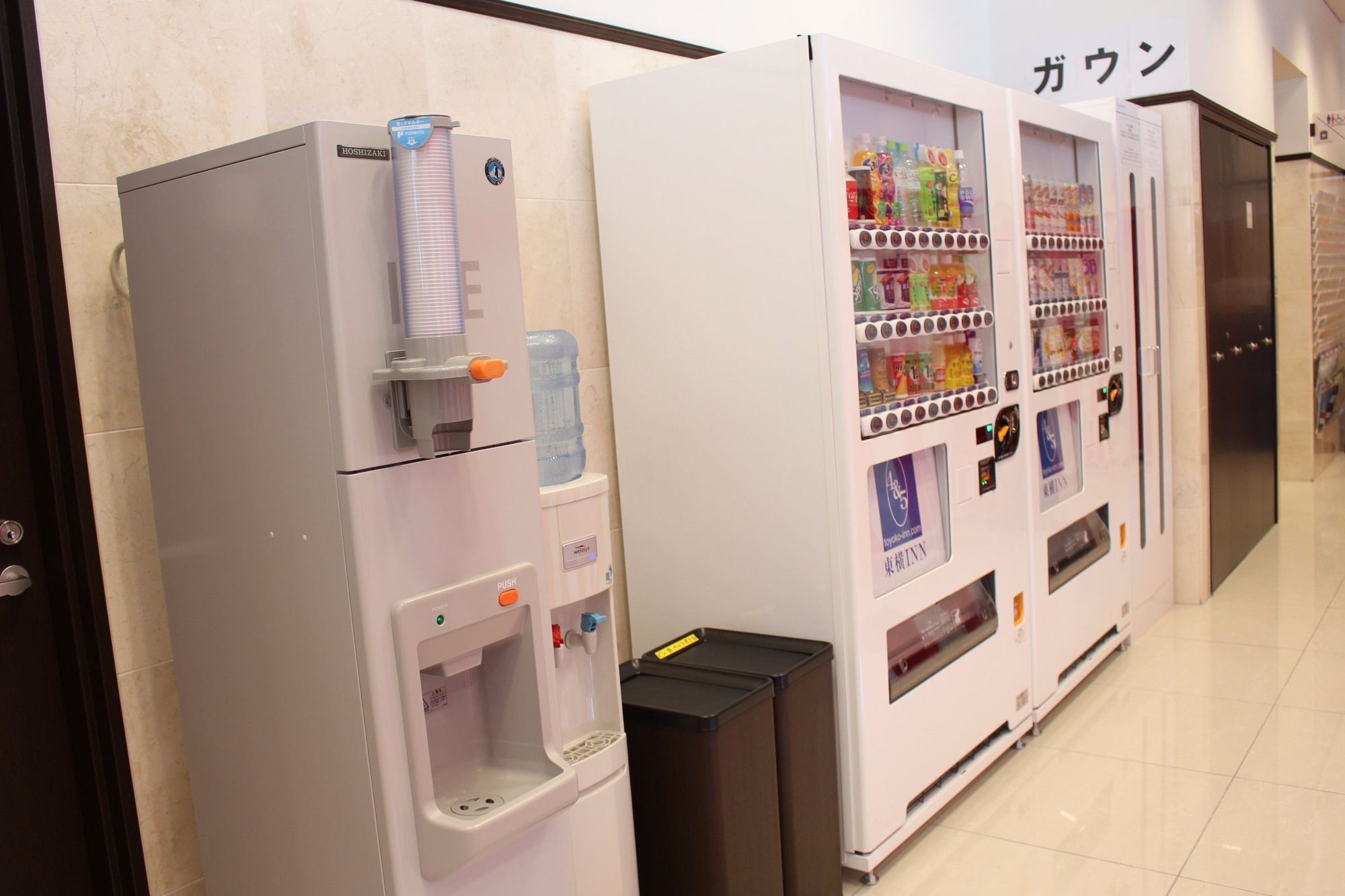 Toyoko Inn Tokyo Eki Yaesu Kita Guchi ภายนอก รูปภาพ
