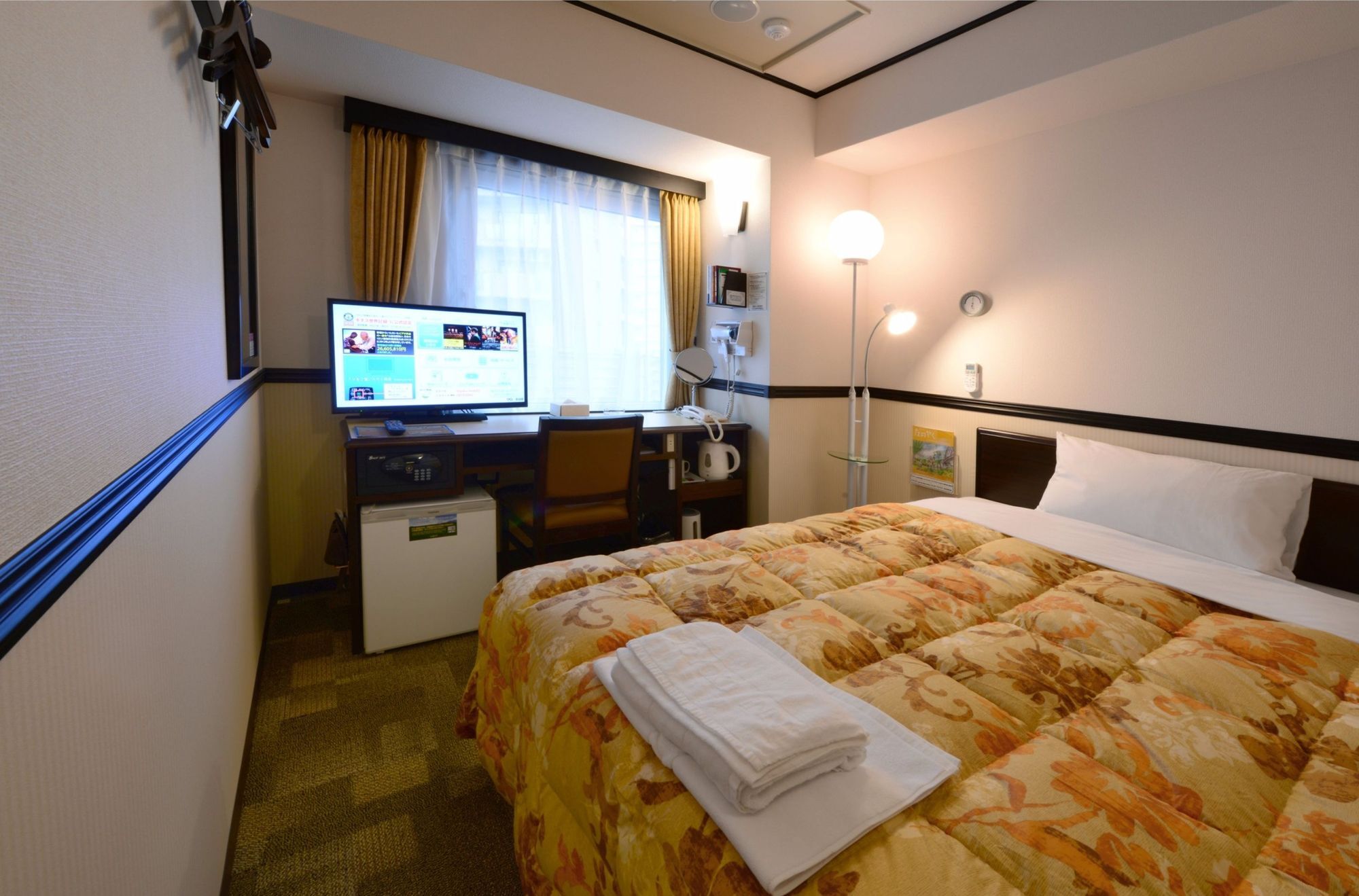 Toyoko Inn Tokyo Eki Yaesu Kita Guchi ภายนอก รูปภาพ